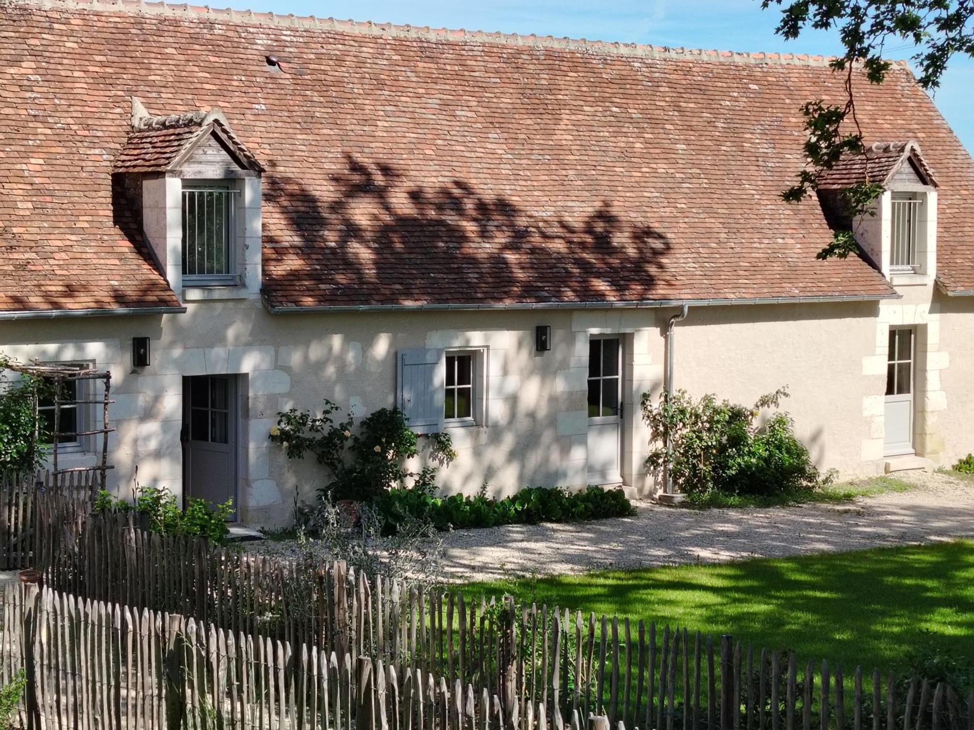 Le Puits Renaissance - Gites De Caractere Et Piscine Chauffee Chambourg-sur-Indre Exterior photo